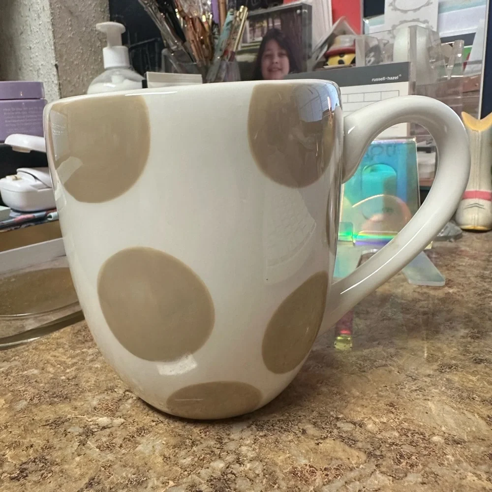 Happy Everything! Neutral Dot Mug